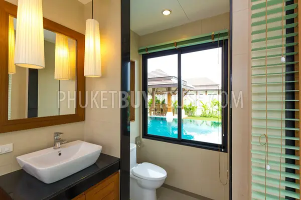 NAI4059: Three Bedroom new villa in heart of Nai Harn. Photo #11