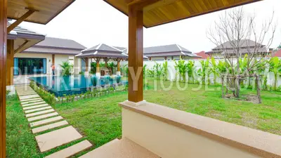 NAI4059: Three Bedroom new villa in heart of Nai Harn. Fotoğraf #21