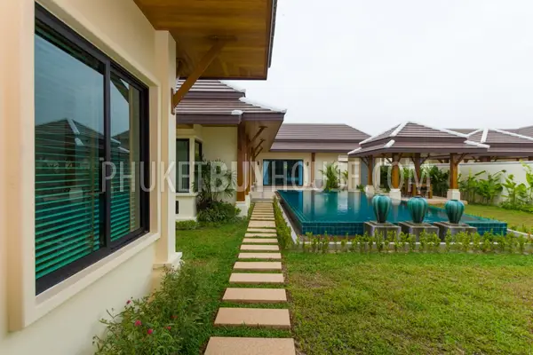 NAI4059: Three Bedroom new villa in heart of Nai Harn. Photo #27
