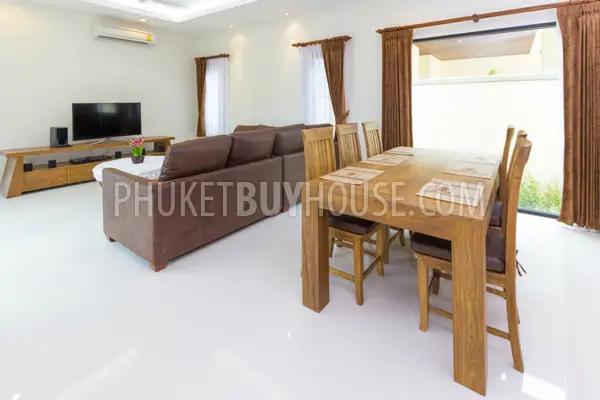 NAI4059: Three Bedroom new villa in heart of Nai Harn. Photo #35