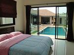 RAW4060: 3 Bedrooms villa located in Rawai. Thumbnail #2