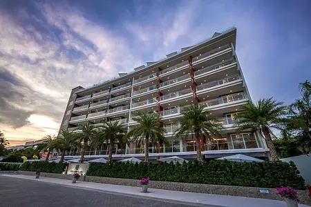 5 reasons to buy a new apartment in Phuket