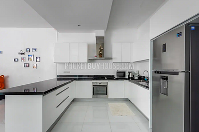 KAM21756: Five Bedroom Pool House in Kamala. Photo #5