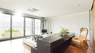 RAW4150: Beach front 3 Bedroom Villa in Rawai. Photo #12