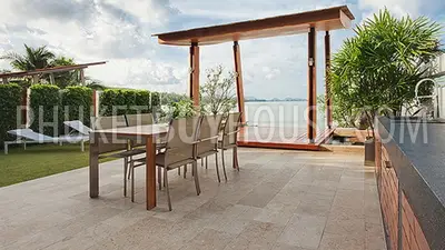 RAW4150: Beach front 3 Bedroom Villa in Rawai. Photo #18
