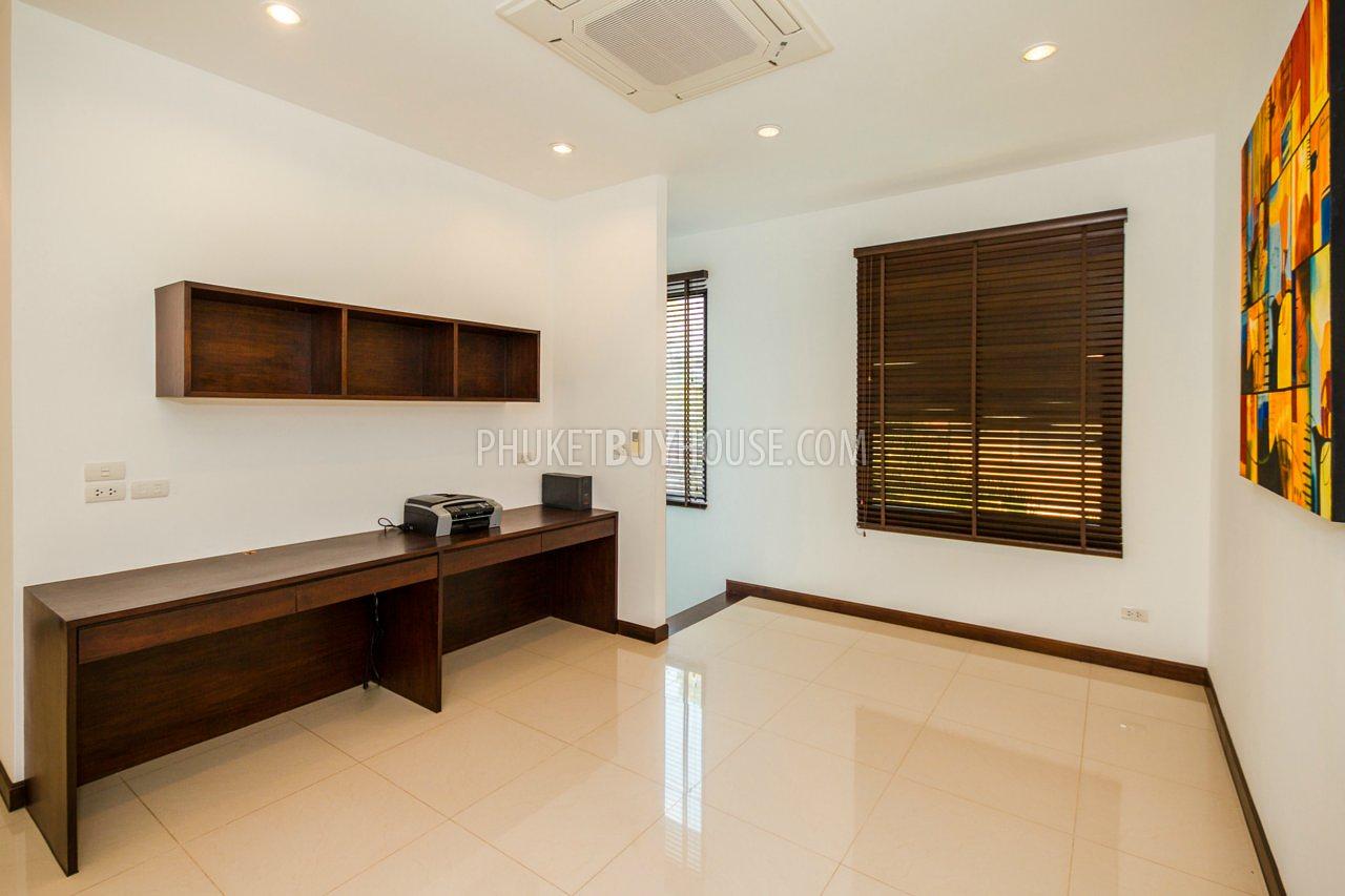 RAW4160: Great quality 3 Bedrooms Villa Rawai 10.5MB. Big reduced Prices for quick sale!. Photo #11