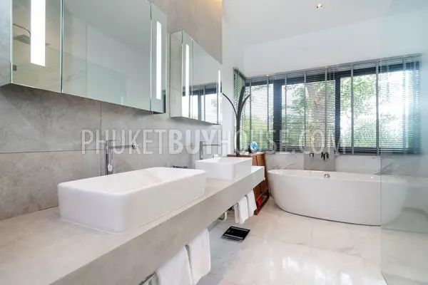 RAW21759: Three Bedroom Luxurious Villa in Rawai. Photo #24
