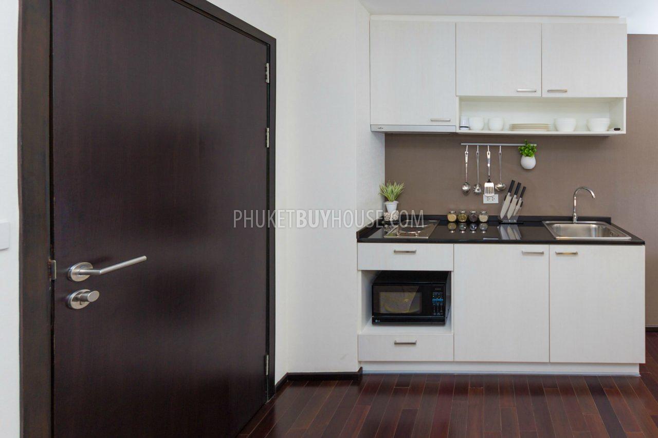 RAW4190: Open plan one-bedroom apartment in Rawai Beach. Photo #5