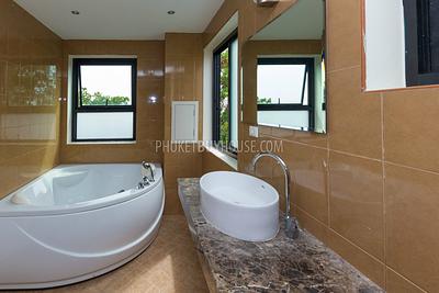 RAW4135: 2 Bedroom Penthouse with a Great Sea View in Rawai Area. Photo #14