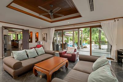 RAW21752: Five Bedroom Luxury Villa in Rawai. Photo #3