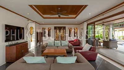RAW21752: Five Bedroom Luxury Villa in Rawai. Photo #4