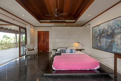 RAW21752: Five Bedroom Luxury Villa in Rawai. Photo #5