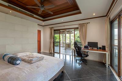 RAW21752: Five Bedroom Luxury Villa in Rawai. Photo #12