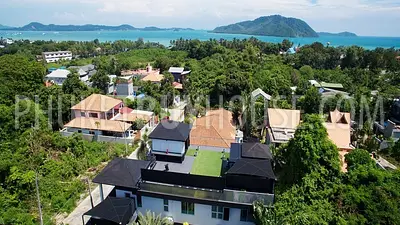NAI4260: Luxury sea view villa with 7 bedrooms and pool in Nai Harn. Photo #2