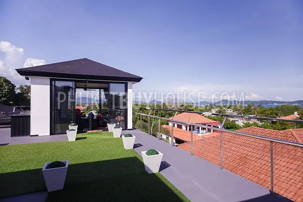 NAI4260: Luxury sea view villa with 7 bedrooms and pool in Nai Harn. Photo #3