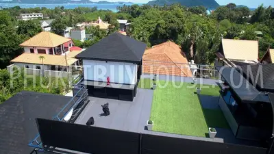NAI4260: Luxury sea view villa with 7 bedrooms and pool in Nai Harn. Photo #7