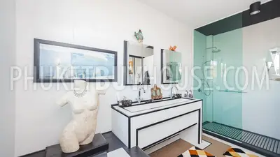 NAI4260: Luxury sea view villa with 7 bedrooms and pool in Nai Harn. Photo #13