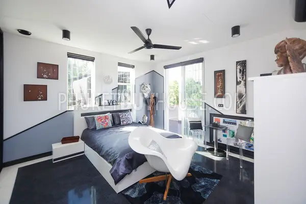 NAI4260: Luxury sea view villa with 7 bedrooms and pool in Nai Harn. Photo #14