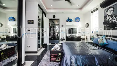 NAI4260: Luxury sea view villa with 7 bedrooms and pool in Nai Harn. Photo #26