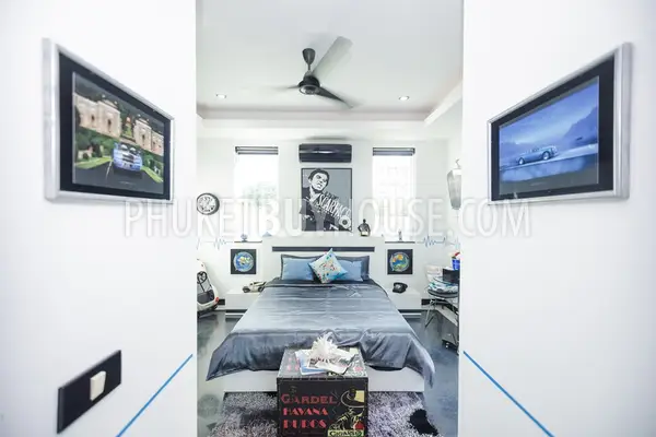 NAI4260: Luxury sea view villa with 7 bedrooms and pool in Nai Harn. Photo #27