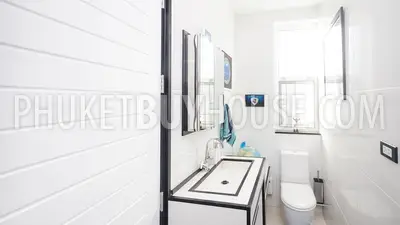 NAI4260: Luxury sea view villa with 7 bedrooms and pool in Nai Harn. Photo #28