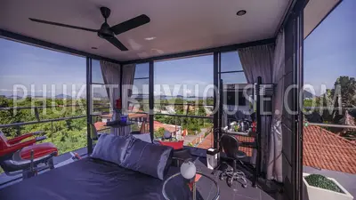 NAI4260: Luxury sea view villa with 7 bedrooms and pool in Nai Harn. Photo #37