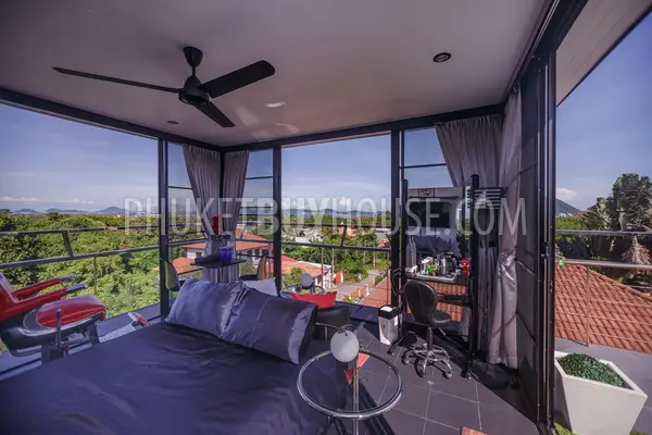 NAI4260: Luxury sea view villa with 7 bedrooms and pool in Nai Harn. Photo #37