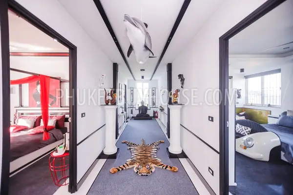 NAI4260: Luxury sea view villa with 7 bedrooms and pool in Nai Harn. Photo #45