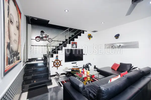 NAI4260: Luxury sea view villa with 7 bedrooms and pool in Nai Harn. Photo #51