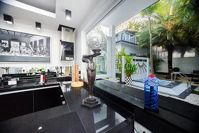 NAI4260: Luxury sea view villa with 7 bedrooms and pool in Nai Harn. Photo #54