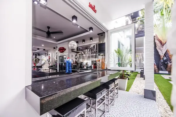 NAI4260: Luxury sea view villa with 7 bedrooms and pool in Nai Harn. Photo #58