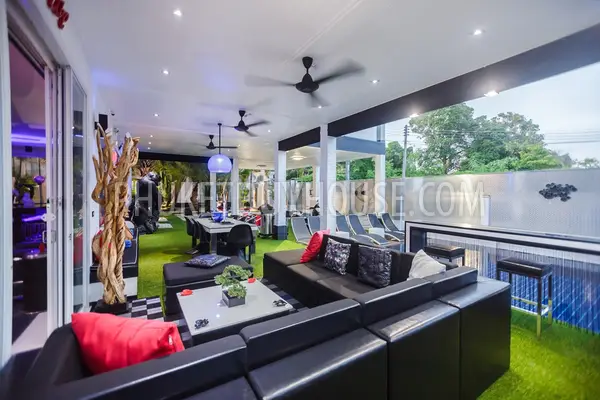 NAI4260: Luxury sea view villa with 7 bedrooms and pool in Nai Harn. Photo #76
