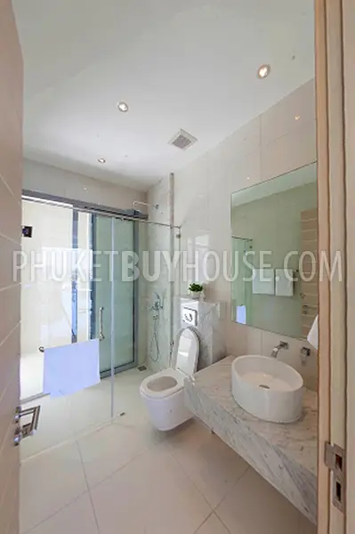 KAT4197: An exclusive luxury 3 bedroom unit with sea view in Phuket. Photo #39