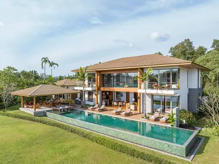 Aquella. Asia's Best Integrated Resort