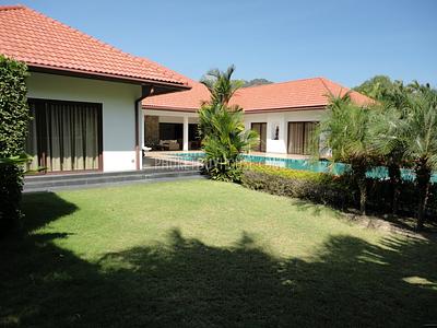 RAW4201: Contemporary Style Great Pool 4 Bedroom Villa Phuket SOLD!. Photo #7