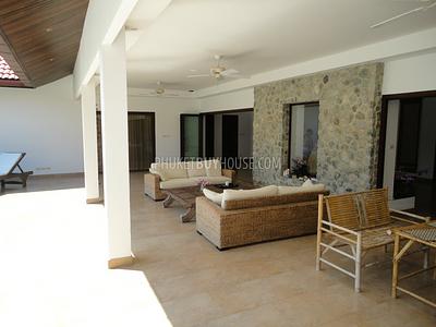 RAW4201: Contemporary Style Great Pool 4 Bedroom Villa Phuket SOLD!. Фото #8