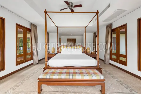 KAM21765: Three Villas with 7 Bedrooms in Total in Kamala Area. Photo #16