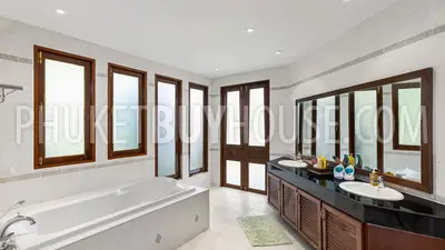 KAM21765: Three Villas with 7 Bedrooms in Total in Kamala Area. Photo #45