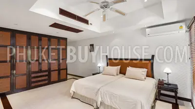 KAM21765: Three Villas with 7 Bedrooms in Total in Kamala Area. Photo #42