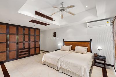 KAM21765: Three Villas with 7 Bedrooms in Total in Kamala Area. Photo #42