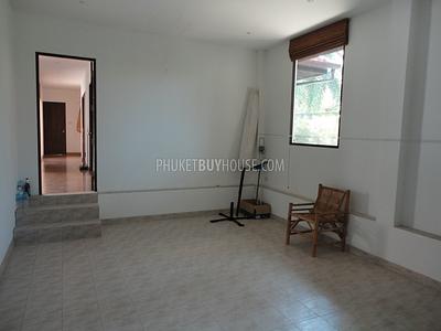 RAW4201: Contemporary Style Great Pool 4 Bedroom Villa Phuket SOLD!. Photo #18