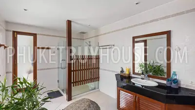 KAM21765: Three Villas with 7 Bedrooms in Total in Kamala Area. Photo #34