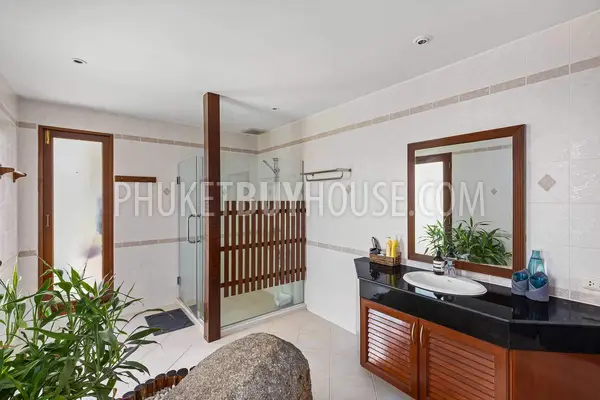 KAM21765: Three Villas with 7 Bedrooms in Total in Kamala Area. Photo #34