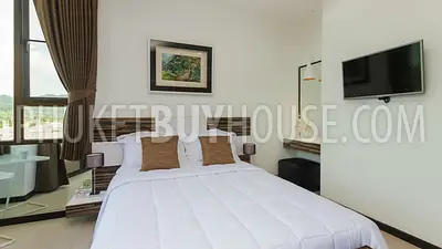 NAI4206: Two bedroom apartment with pool access. Photo #3