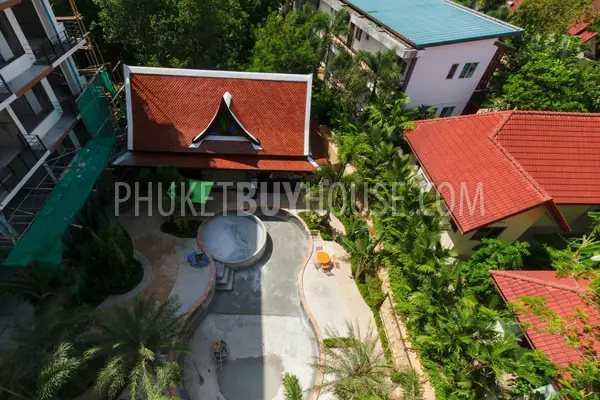 NAI4206: Two bedroom apartment with pool access. Photo #6
