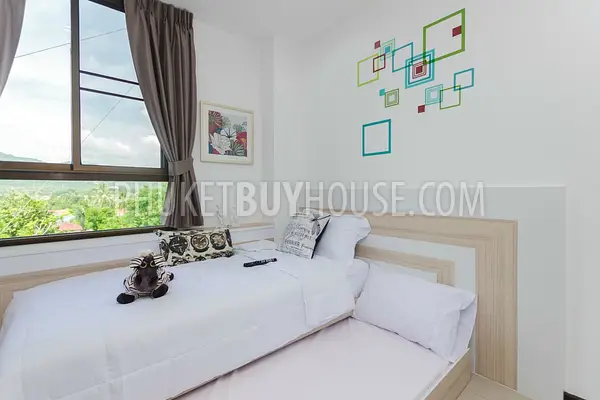 NAI4206: Two bedroom apartment with pool access. Photo #9
