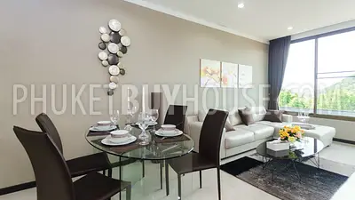 NAI4206: Two bedroom apartment with pool access. Photo #18