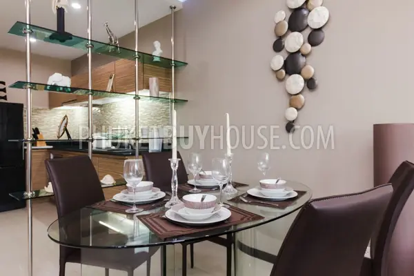 NAI4206: Two bedroom apartment with pool access. Photo #19