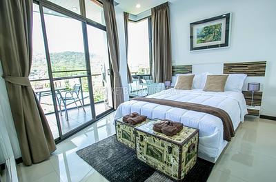 NAI4207: Two Bedroom Seaview Penthouse within Walking Distance to the Nai Harn Beach. Photo #3