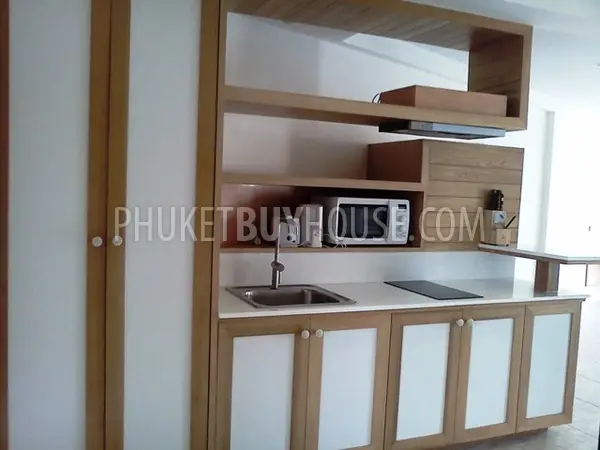 KTH4211: Spacious one-bedroom apartment for sale in Kathu. Fotoğraf #3